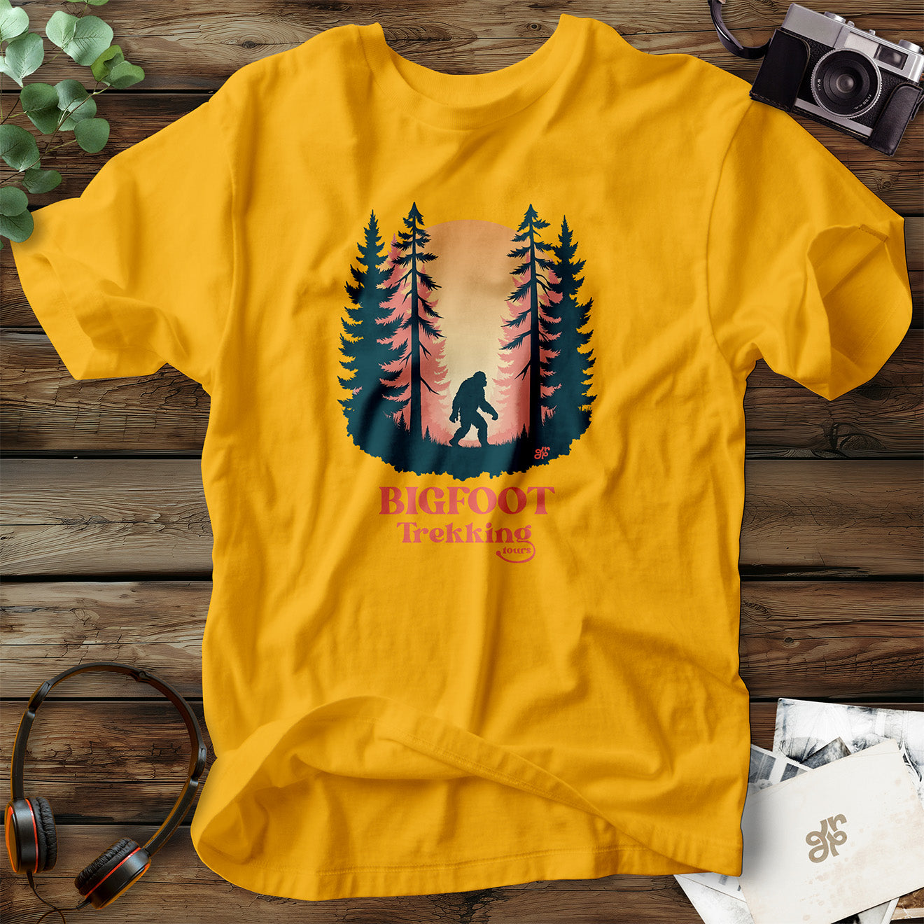 Bigfoot Trekking  T-Shirt