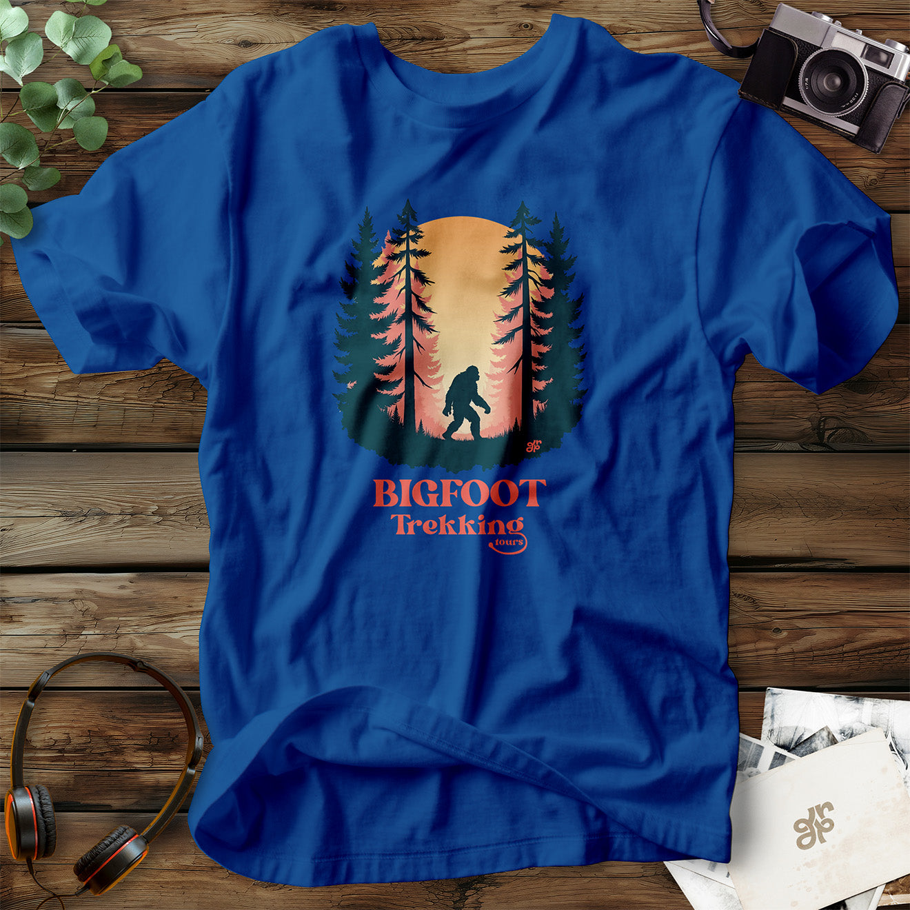 Bigfoot Trekking  T-Shirt