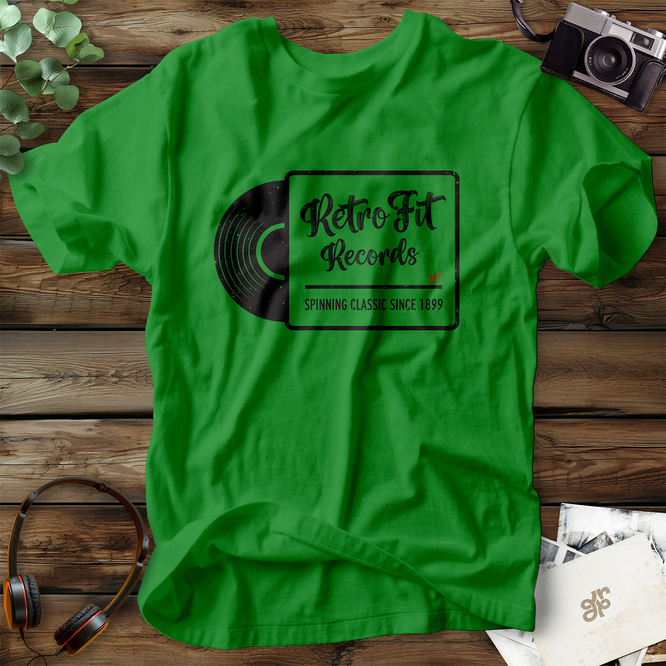Retro Fit Records  T-Shirt
